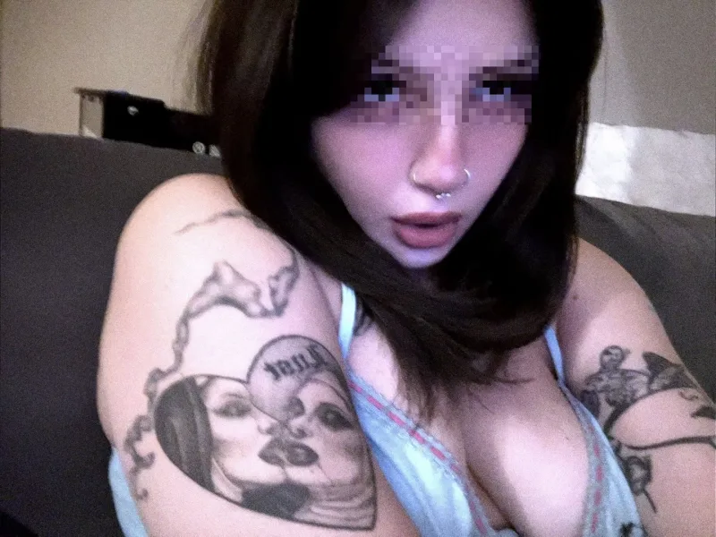 Cam Sex mit Alternative Frau
