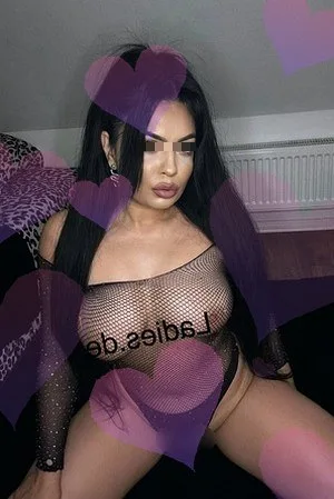 Bella